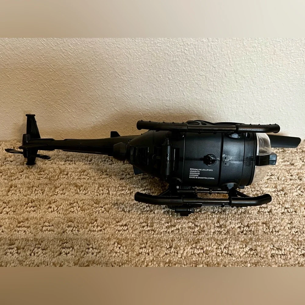 2 plastic toy Army vehicles Tan Jeep & Black Nightstalker Helicopter w/ soldier - Picture 6 of 10